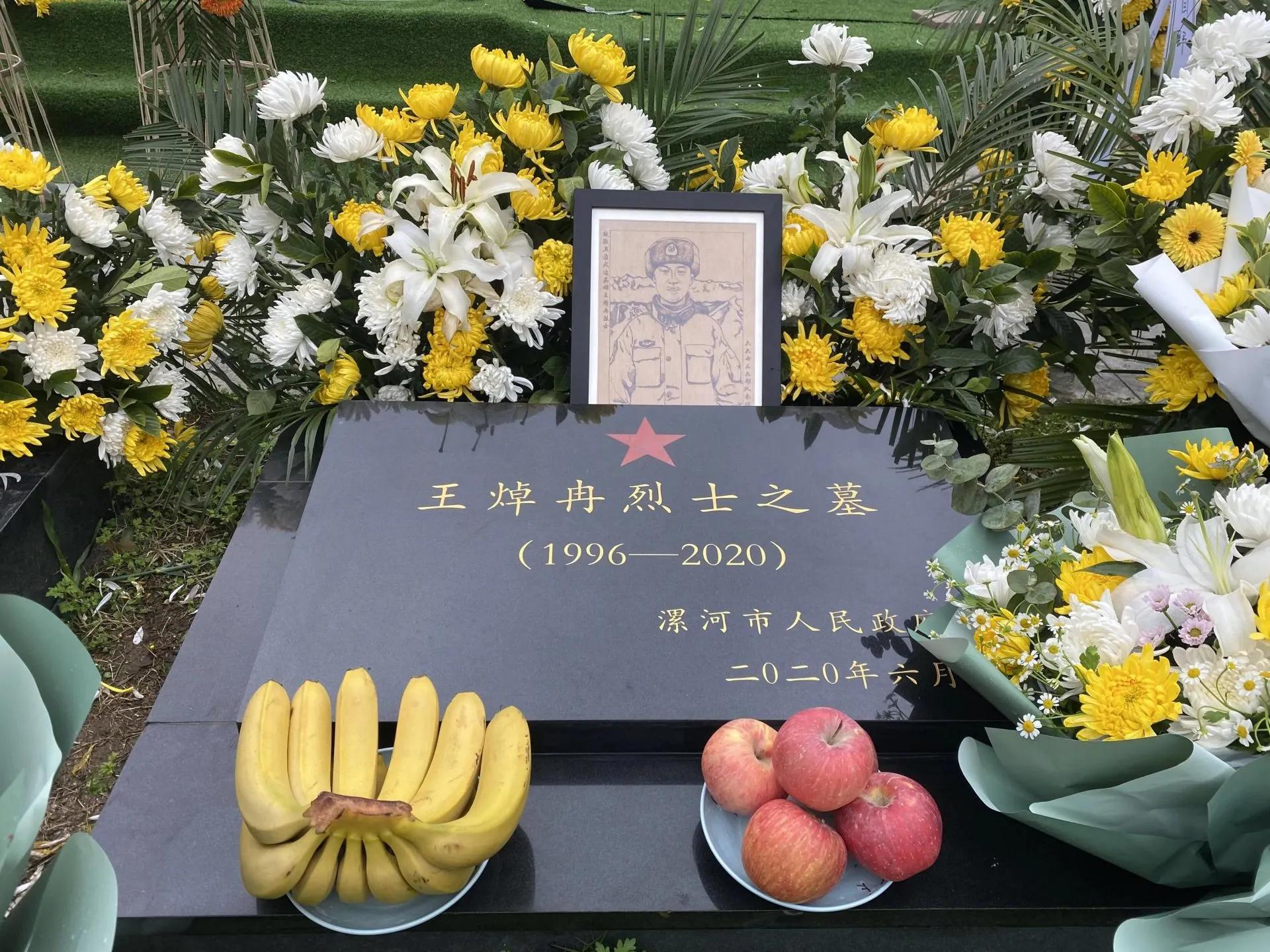 Heroes, monuments of immortality iNEWS