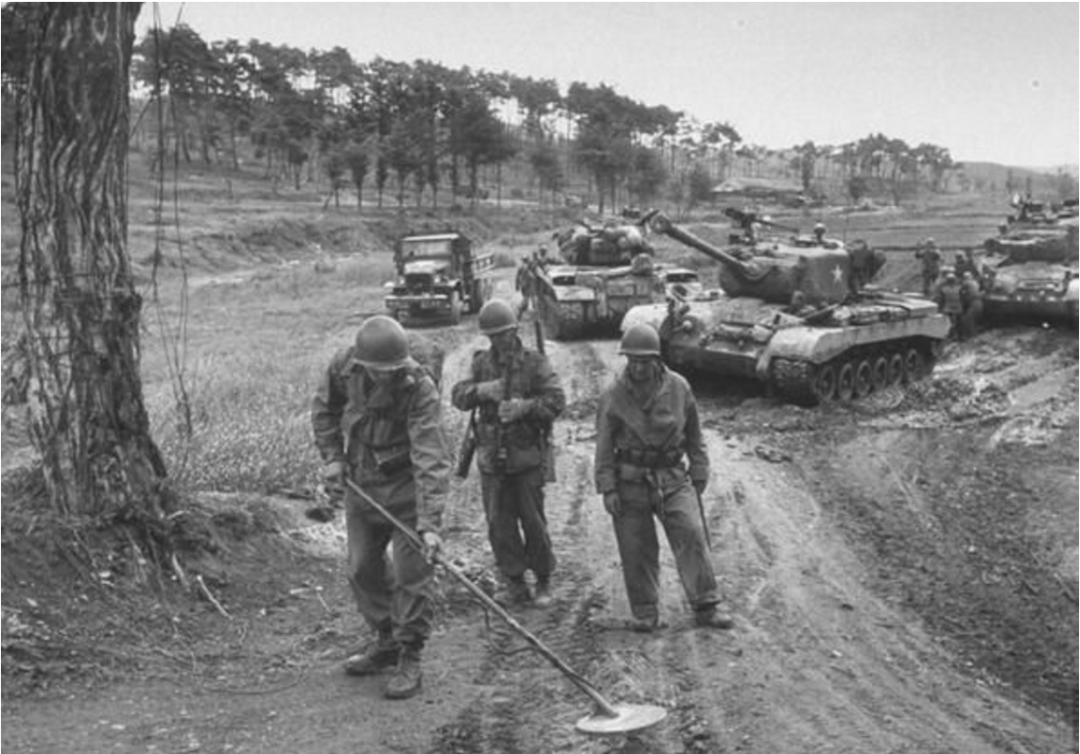 外国人是如何看待抗美援朝的？中国出兵朝鲜就