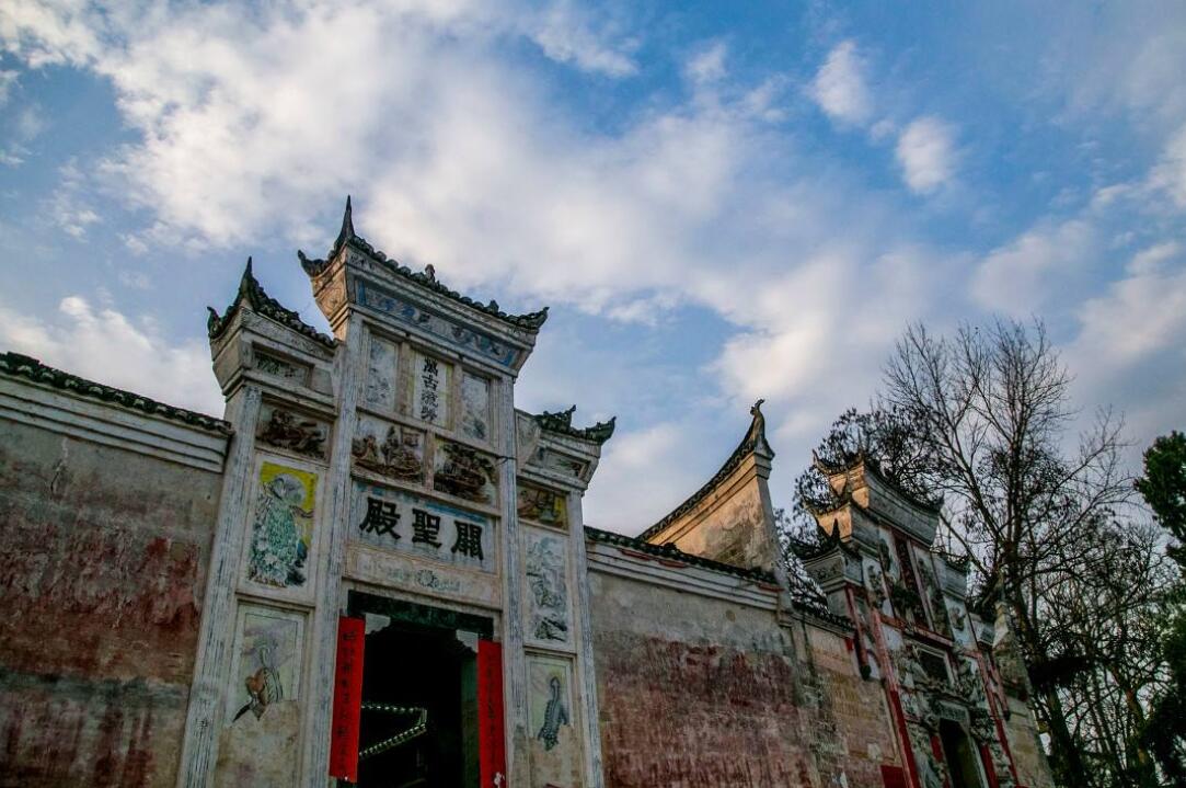 湖南夏季最值得去的5个景点，最美少数民族特色村寨，叹为观止