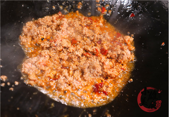 The chef teaches you: the most authentic method of "Mapo Tofu", the tofu is tender and not broken, the method is super simple