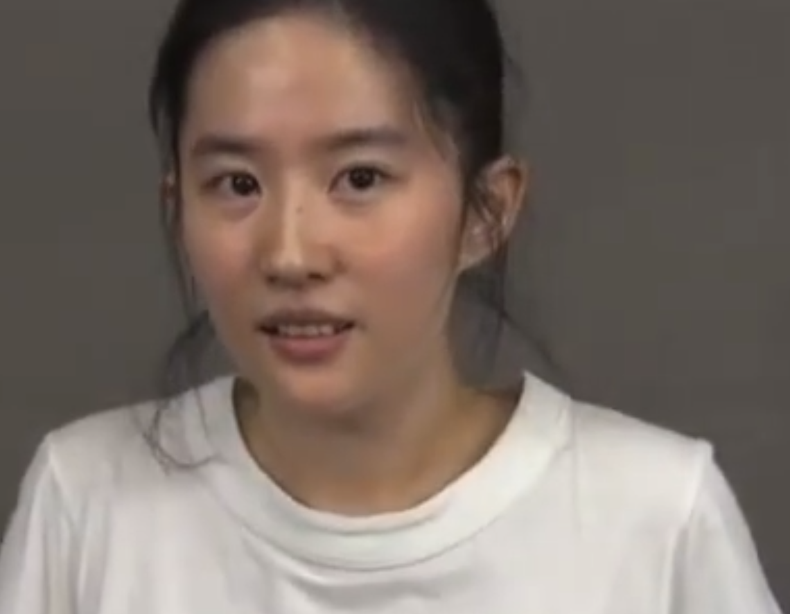 刘亦菲试镜《花木兰》，一串流利的英语，最终得到导演青睐