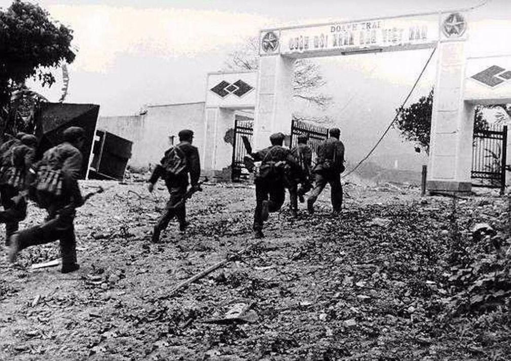 ��Խ��ս������Ŀ�겻��Խ�ϣ����ò������Сƽ���۲Ŵ���