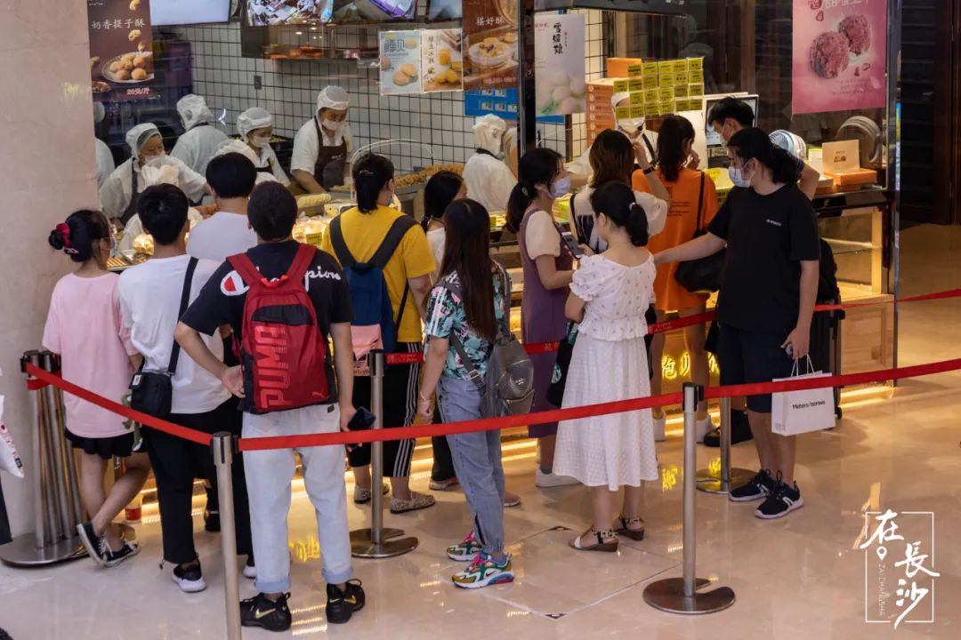 暴走长沙街头，曾经红极一时的“网红”店现在