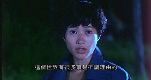 选美落选却成打星，事业当红为父息影，今49岁仍单身
