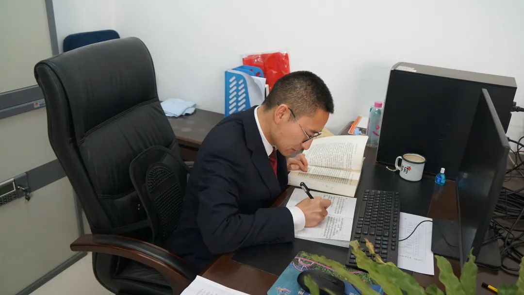 楚雄市：构建“六大学习阵地” 有效破解“工学矛盾”