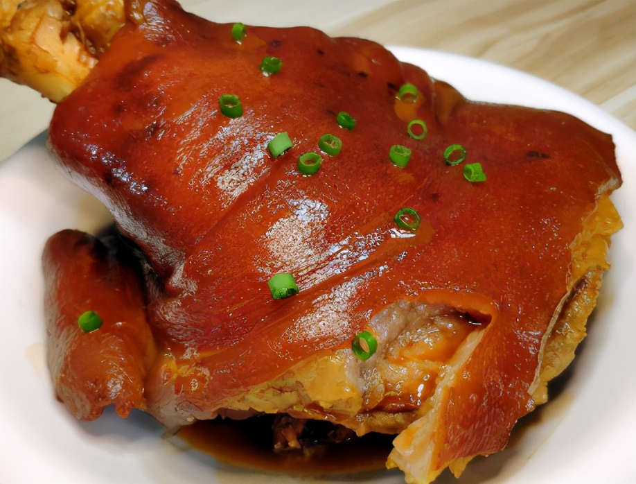 圖片[1]-紅燒肘子的做法步驟圖 元旦宴客有面子-起舞食譜網(wǎng)