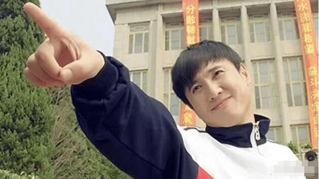 小沈阳的逐渐没落，沈腾逐渐崛起，郭德纲的1句