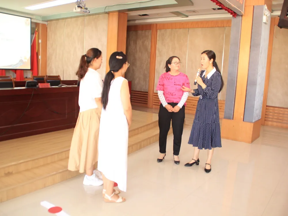 市妇联召开全市基层妇联干部履职能力提升暨婚恋矛盾纠纷排查化解专项行动推进会