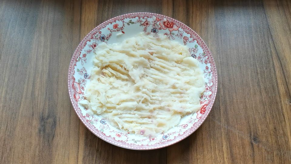 Lowcalorie and nourishing yam bean paste cake, simple recipe, sweet