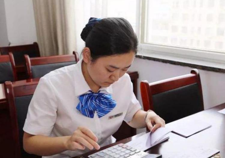 7月开始，个人存取超10万要登记，为何央行要严