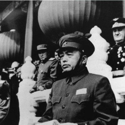 十大元帅、十大将军都不会说普通话，他们带兵打仗，如何沟通呢？