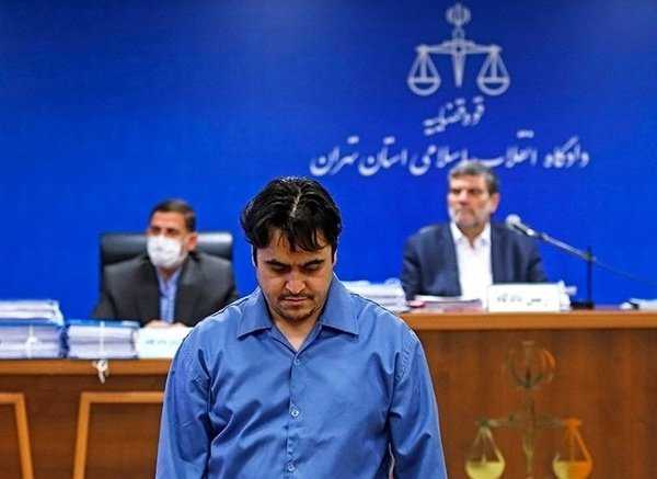 伊朗記者抗議時任總統內賈德後逃離伊朗，被逮捕後執行絞刑