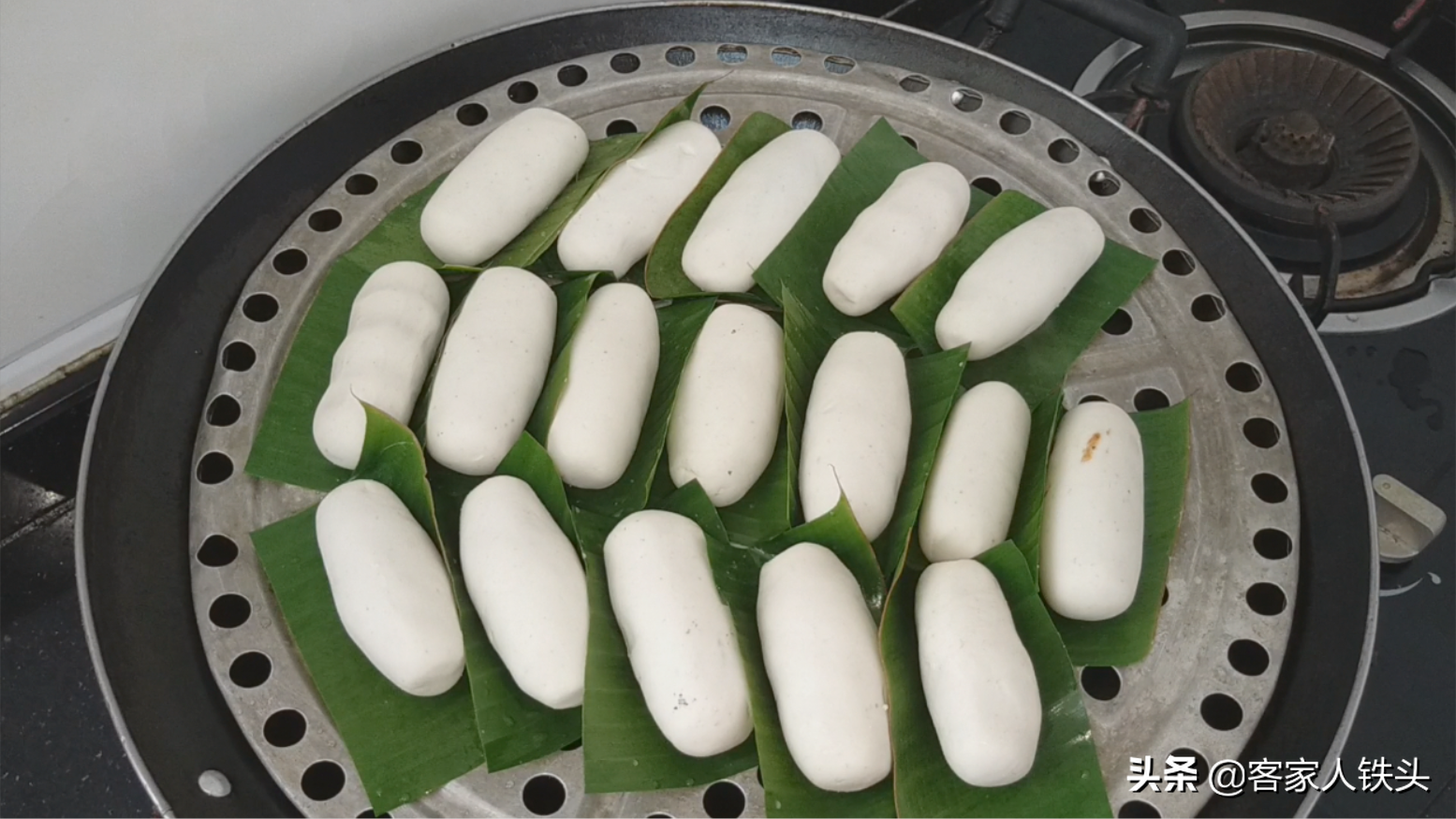 绿豆别只会煲糖水，教你一个夏季早餐吃法，软糯香甜，解暑又解馋