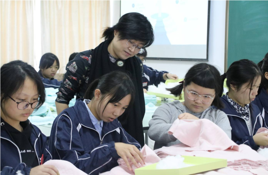 初中生：为何老师总劝我去“职高”，而不是鼓励我们考高中？