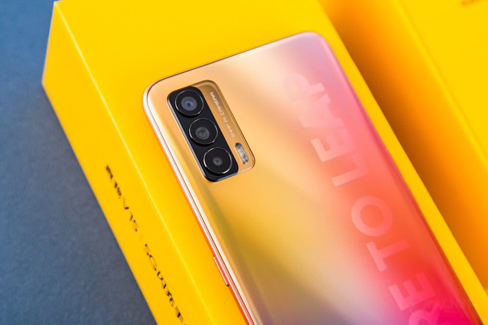 50W shows tide full a country " bright and beautiful carp " Realme is true my V15 evaluation