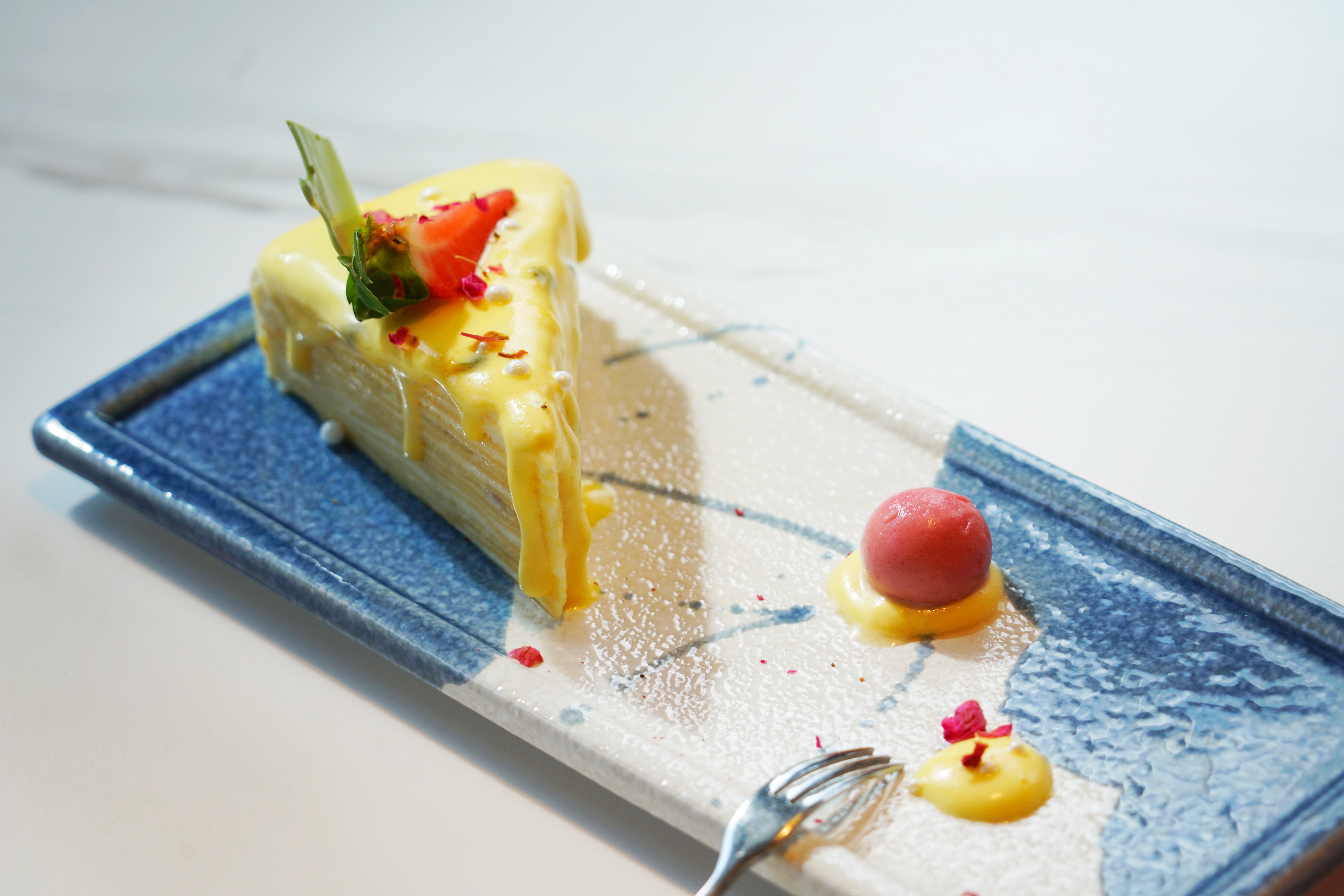 冬天旅行首选目的地，三亚吃喝玩乐全攻略，给你最悠闲的海岛时光