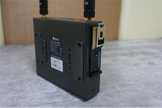 After using 5 industrial routers, Dandelion R300 is still the best one ...