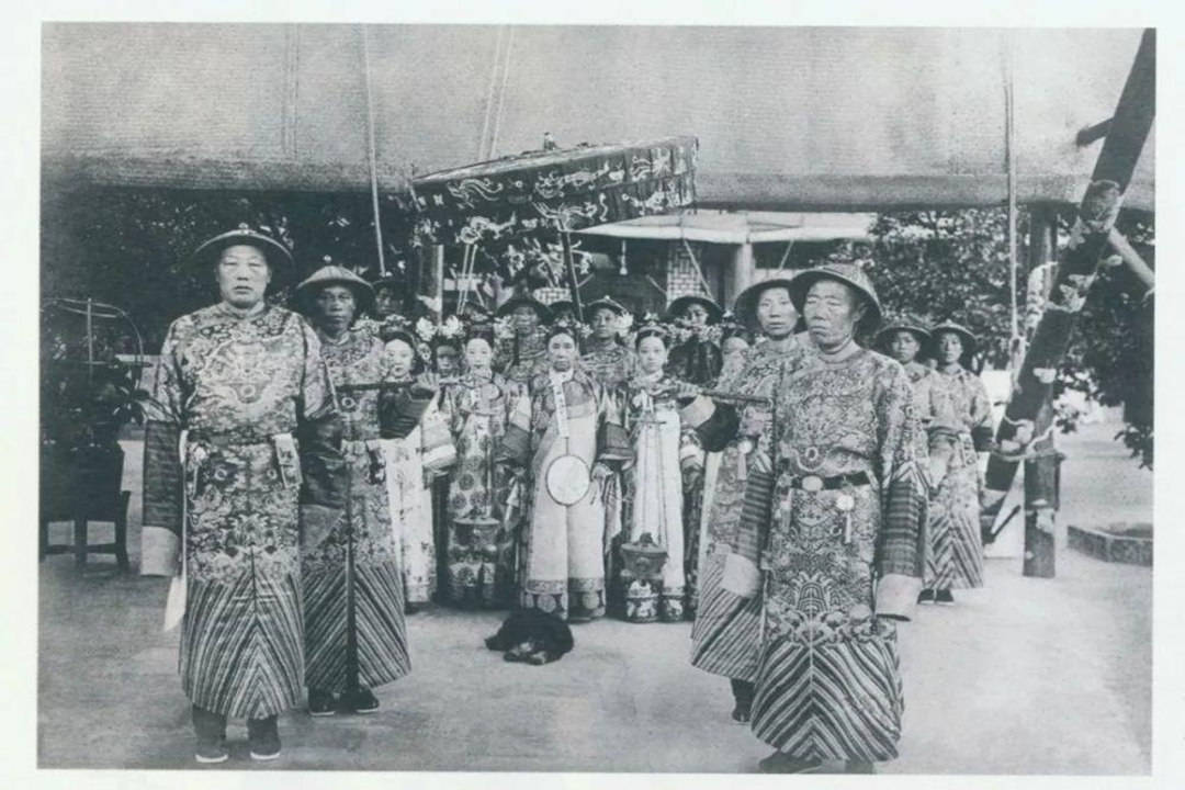 慈禧在乐寿堂的罪行：谁要让我一时不高兴，我就让他一辈子不高兴-第6张图片-大千世界