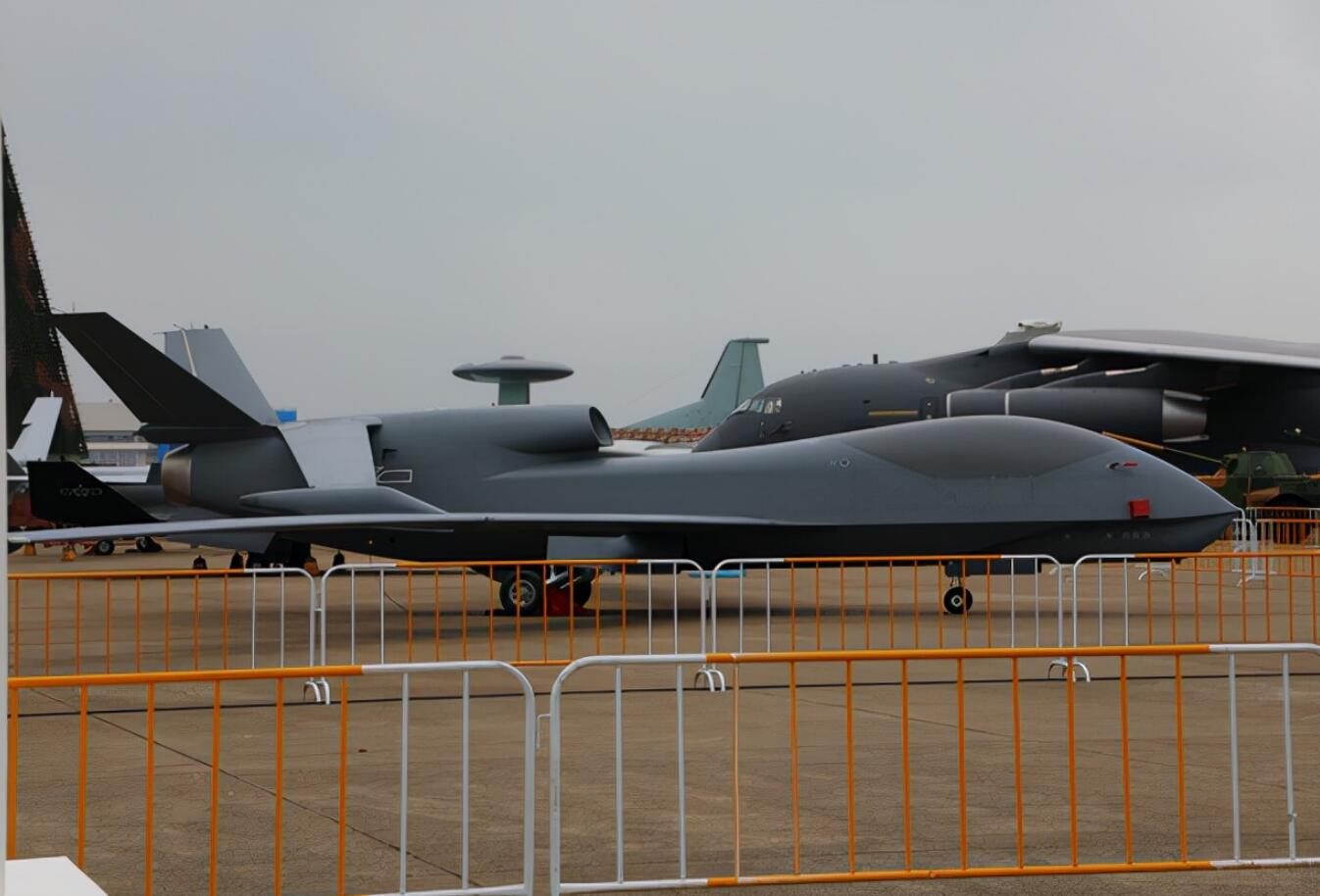 �����Ƚ��������һ���й����˻������޷����ƣ�����������������