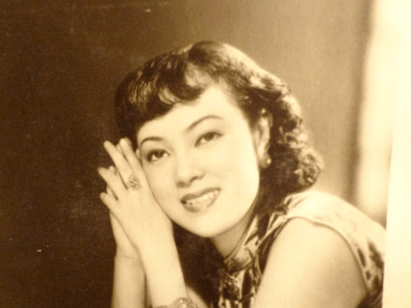 著名影星被判死刑，在法庭上说：我不是中国人