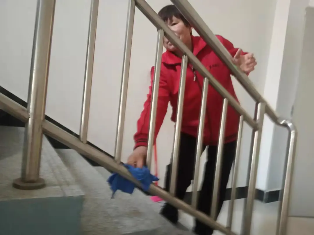 「泰华生活服务」泰华物业为莘莘学子保驾护航,为梦想加油 「泰华生活服务」泰华物业为莘莘学子保驾护航,为梦想加油
