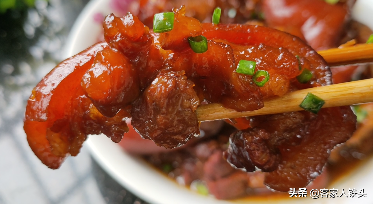 愛吃豬腳？ 不要加大料做，試試客家一鍋傳統做法，吃一口就愛上