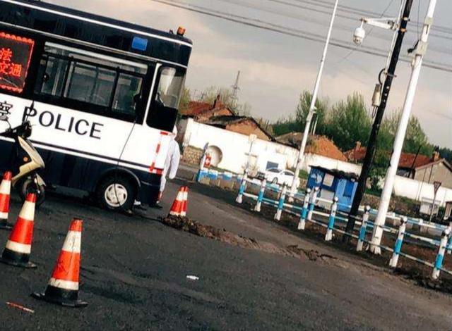 政府决定开展地毯式搜索！继武汉之后，中国再出现一城市封城