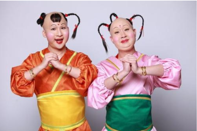 13年前，二人同上春晚，如今賈玲成了老板，那么白凱南哪去了？