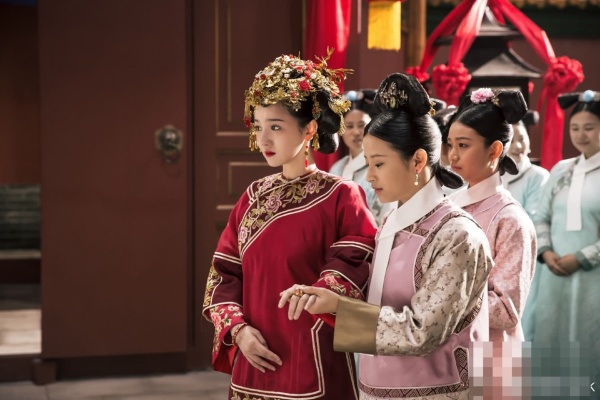 《斛珠夫人》终于公布角色海报，女主杨幂虽美