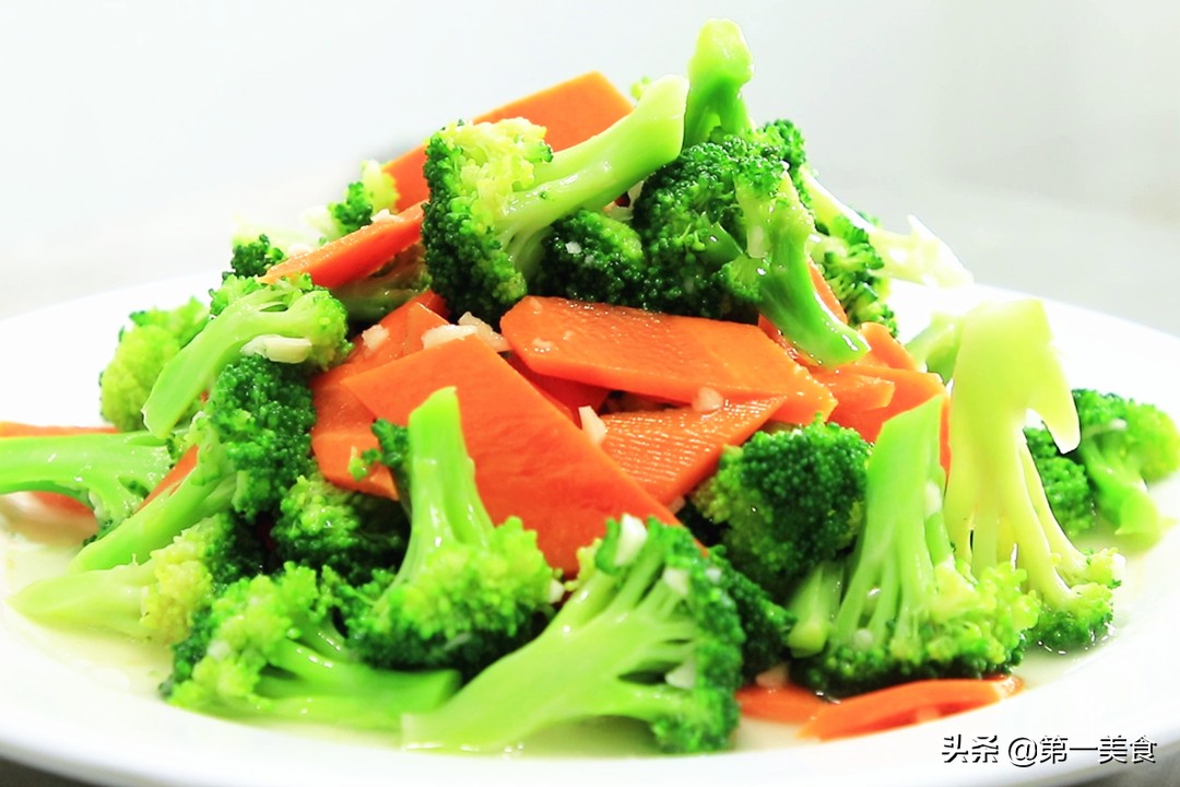 图片[1]-西蓝花炒胡做法步骤图-起舞食谱网