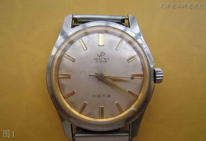 老照片里的天津品牌：海鸥手表，飞鸽自行车，黄大发，鸵鸟墨水