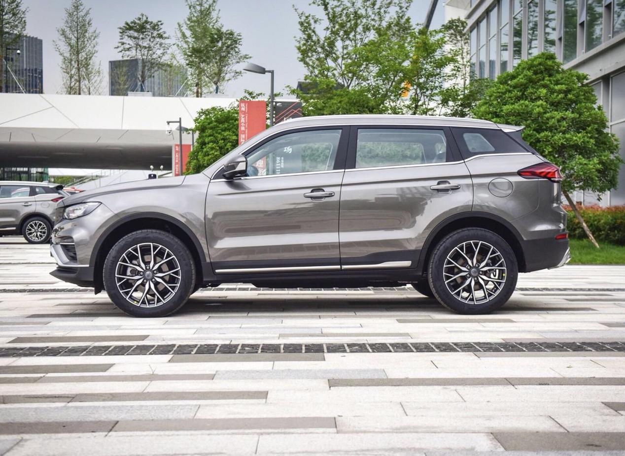 �й������й�����15���������SUV���������������ǳ���