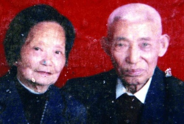 川军排长失踪，妻子寻找六十年，80岁结婚当天，才知他在身边-第17张图片-大千世界
