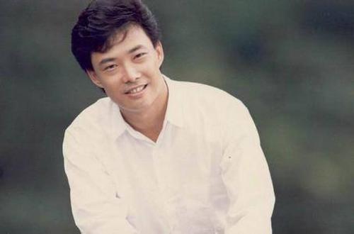 费玉清那么会讲段子那么爱损人，不过和郭德纲