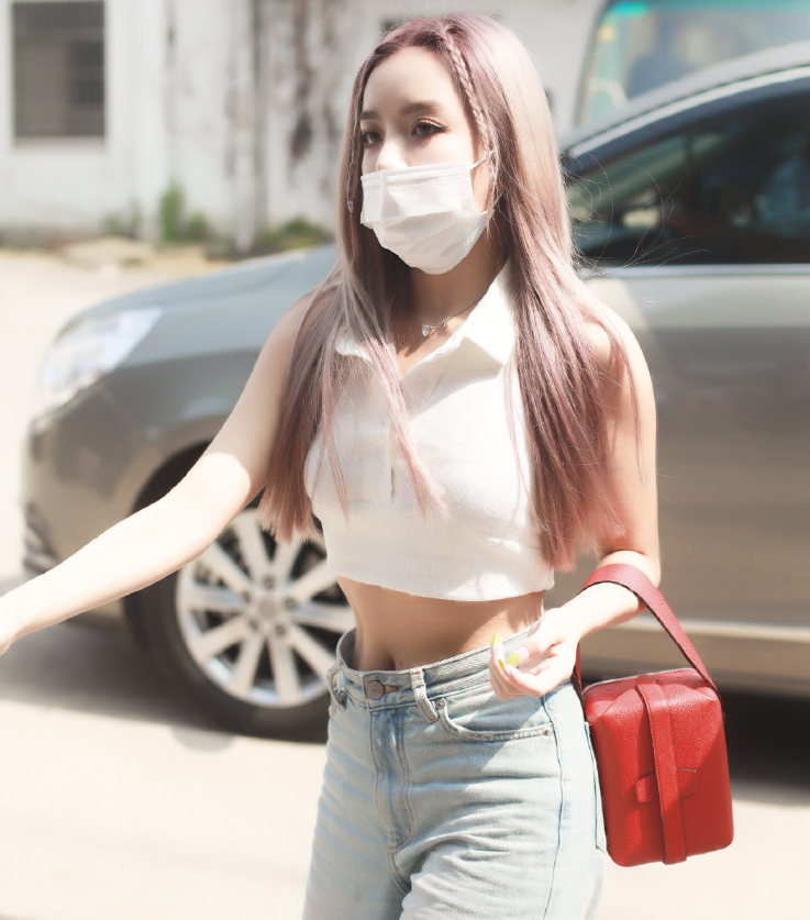 THE9生图曝光，谢可寅陆柯燃发色亮眼，我却被安