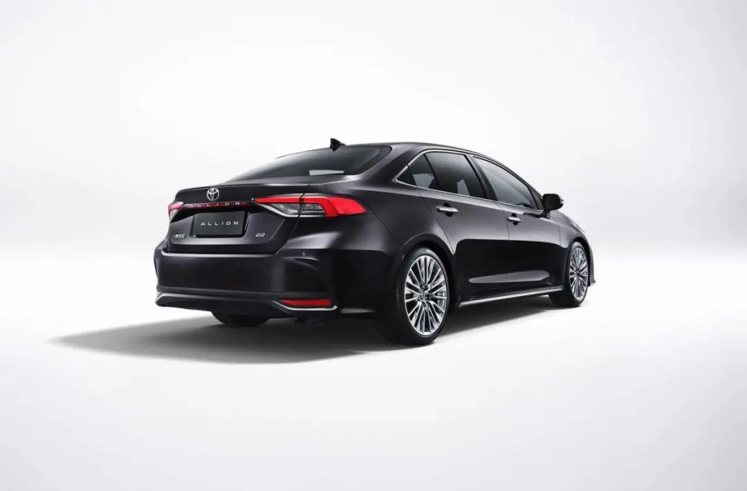 合资A+级轿车导购：选刚上市的亚洲狮还是老牌车型速腾？