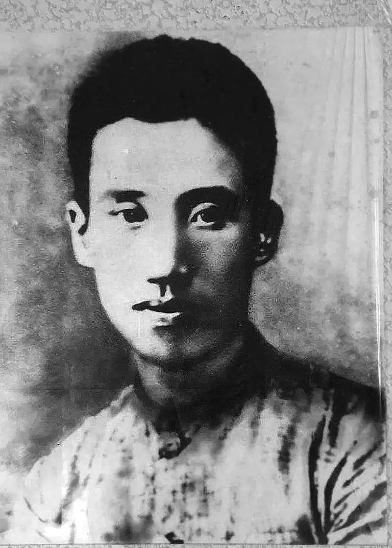 1957年，方志敏遗骸被找到，妻子向组织提了一要求：希望有张合照