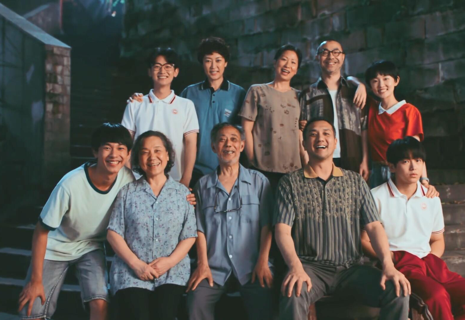 重庆游品年度十佳：“烂片”女儿，马尔代夫的玩笑，风犬少年霸屏