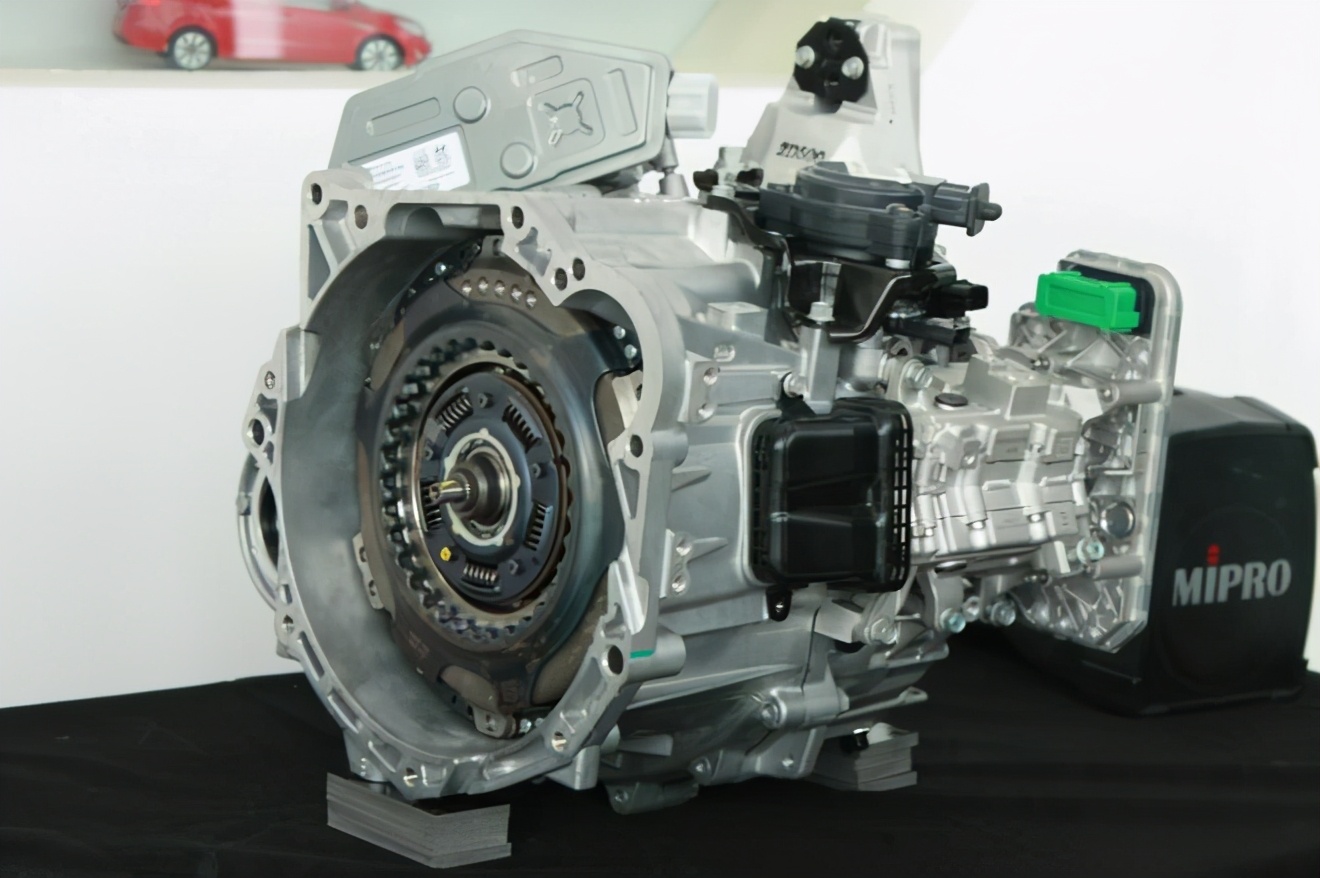 DCT shift is frustrated, CVT is easy to slip, AT can be less selective