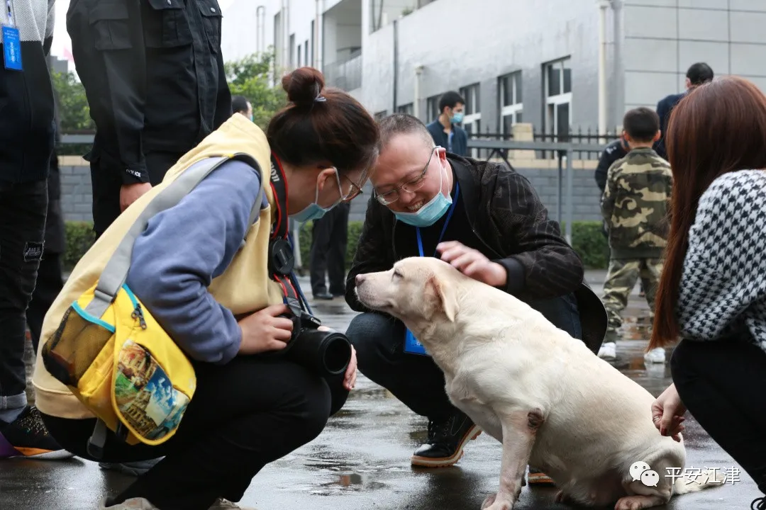 江津区|“邀您进警营，解锁新‘警’彩”——江津公安组织开展警营开放日活动