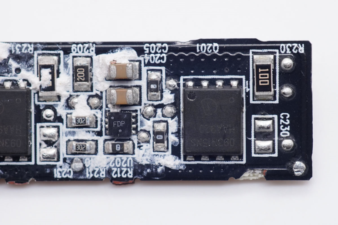 拆解报告:asus华硕300w氮化镓电源适配器nvd-a-0300adu00