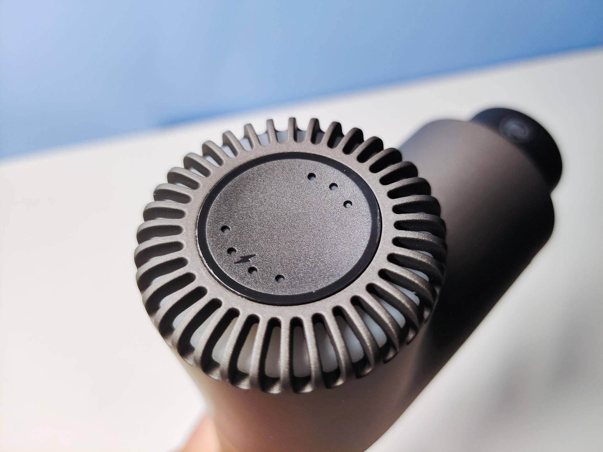 按摩放松利器，野小兽筋膜枪上手体验