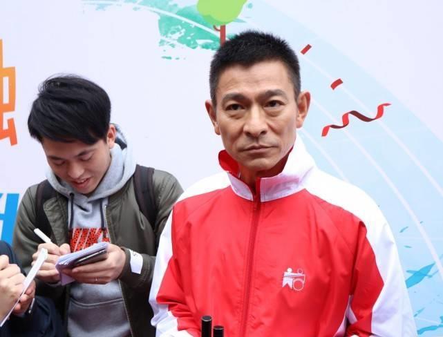 刘德华写感人长信为歌迷会庆生，曝光女儿优秀