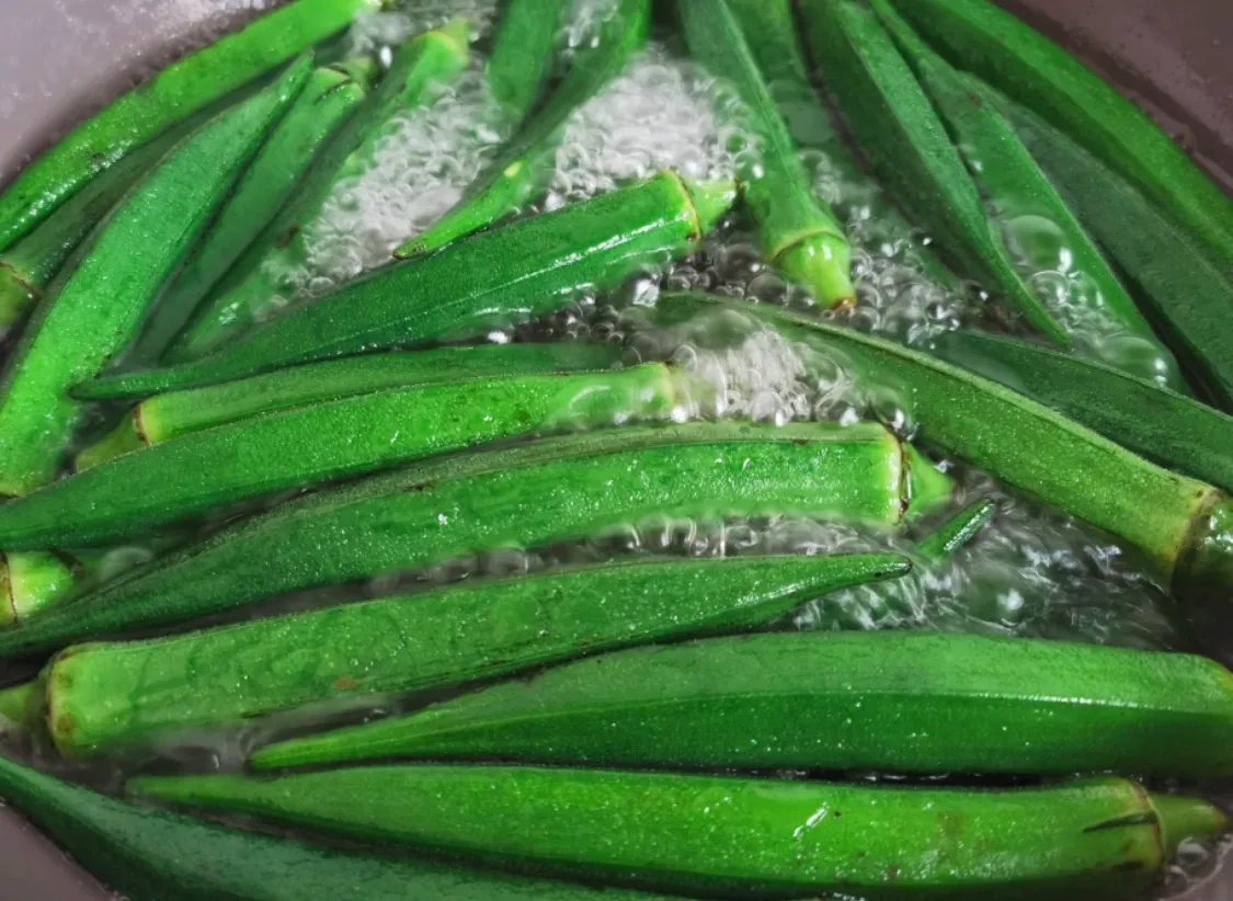 秋天当然要吃凉拌秋葵,好吃又简单 美食做法 第4张 秋天当然要吃凉拌秋葵,好吃又简单 美食做法 第4张