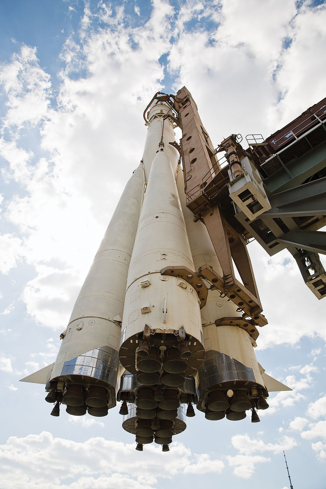 掩盖30年的惨剧，苏联导弹失事爆炸，160名科学家瞬间气化