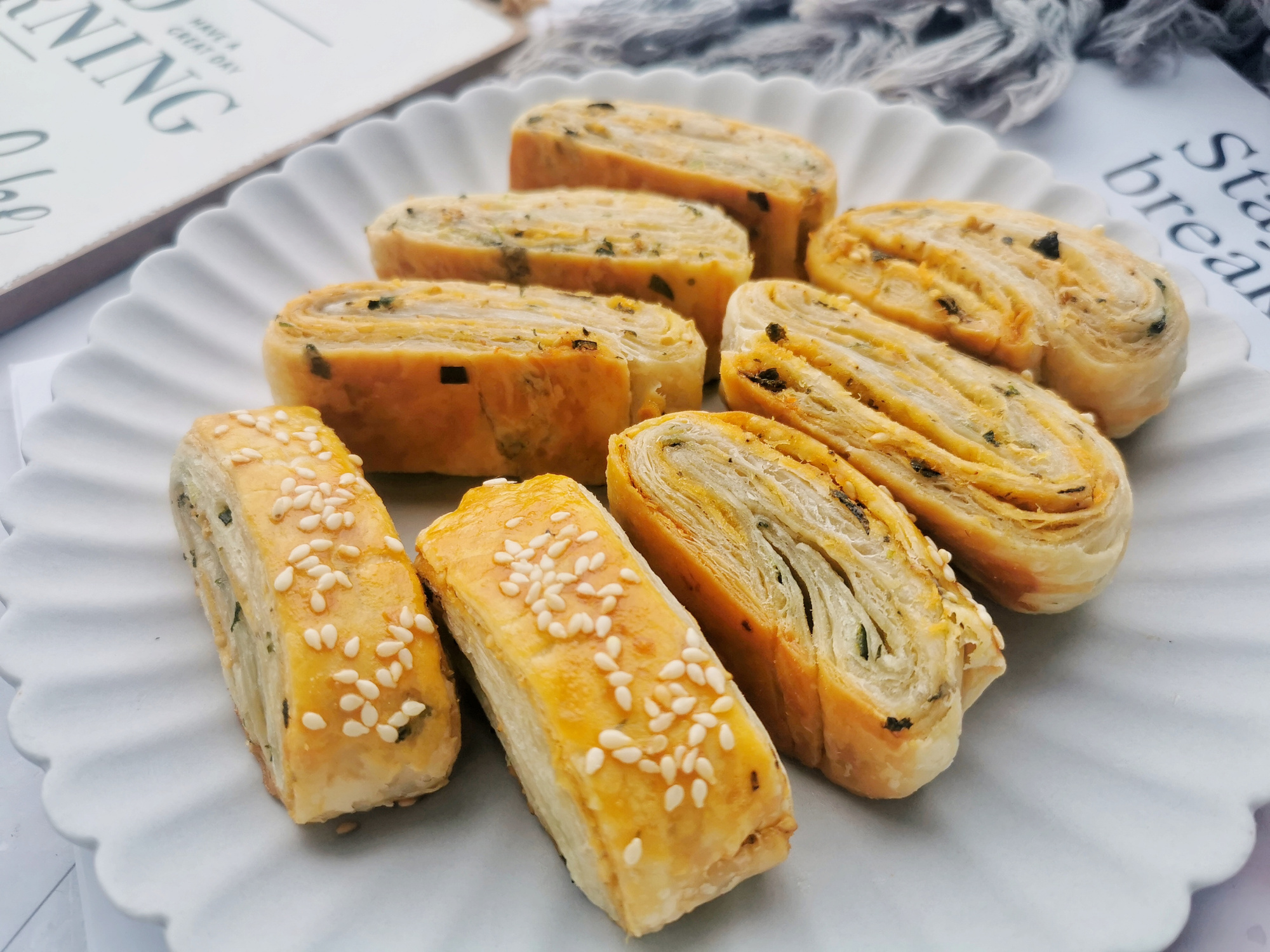 千層酥餅的簡單做法，無需揉麵，層層酥脆，孩子迷上這早餐了