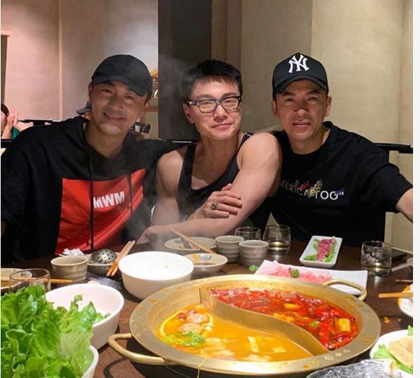 港媒爆张馨月有喜，林峰忙拍戏不回应，吴千语隔空晒美照用意明显