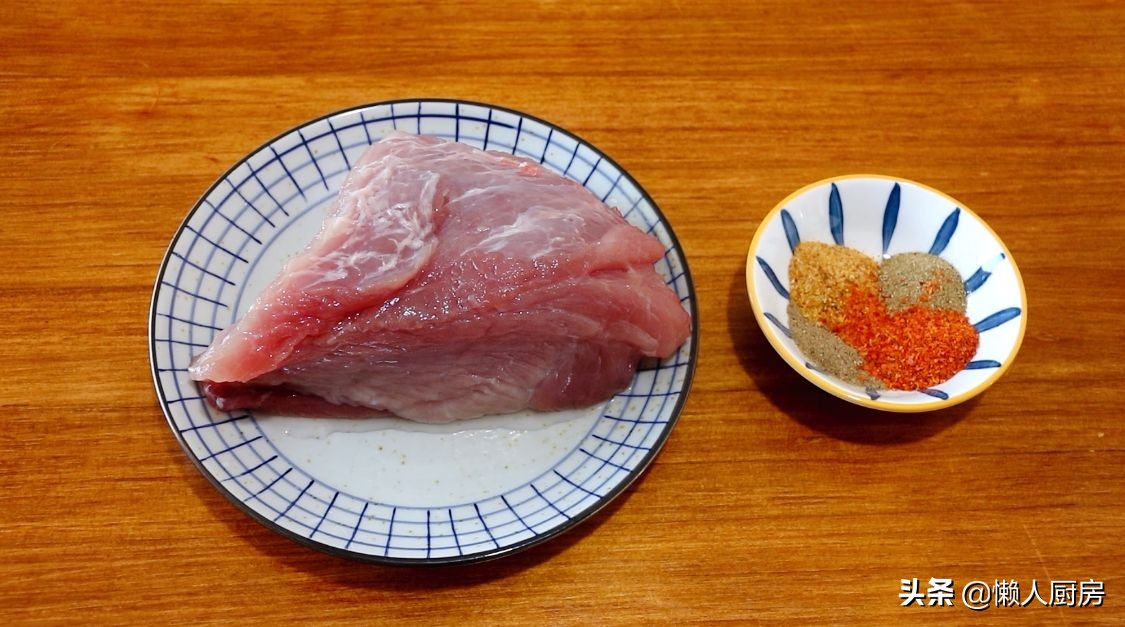 豬排別油炸，這樣簡單處理後的豬排，吃起來很香，根本不會柴