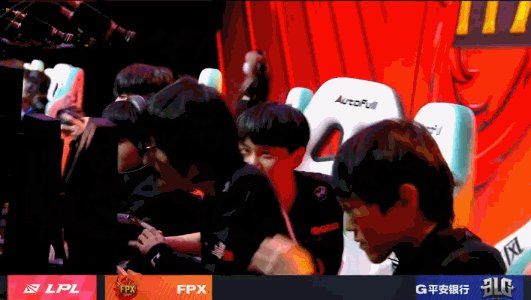 Netizen heat discusses the handclasp after FPX surpasses: Does the century reconcile 2? Be still public relations is made beautiful look to the person? 