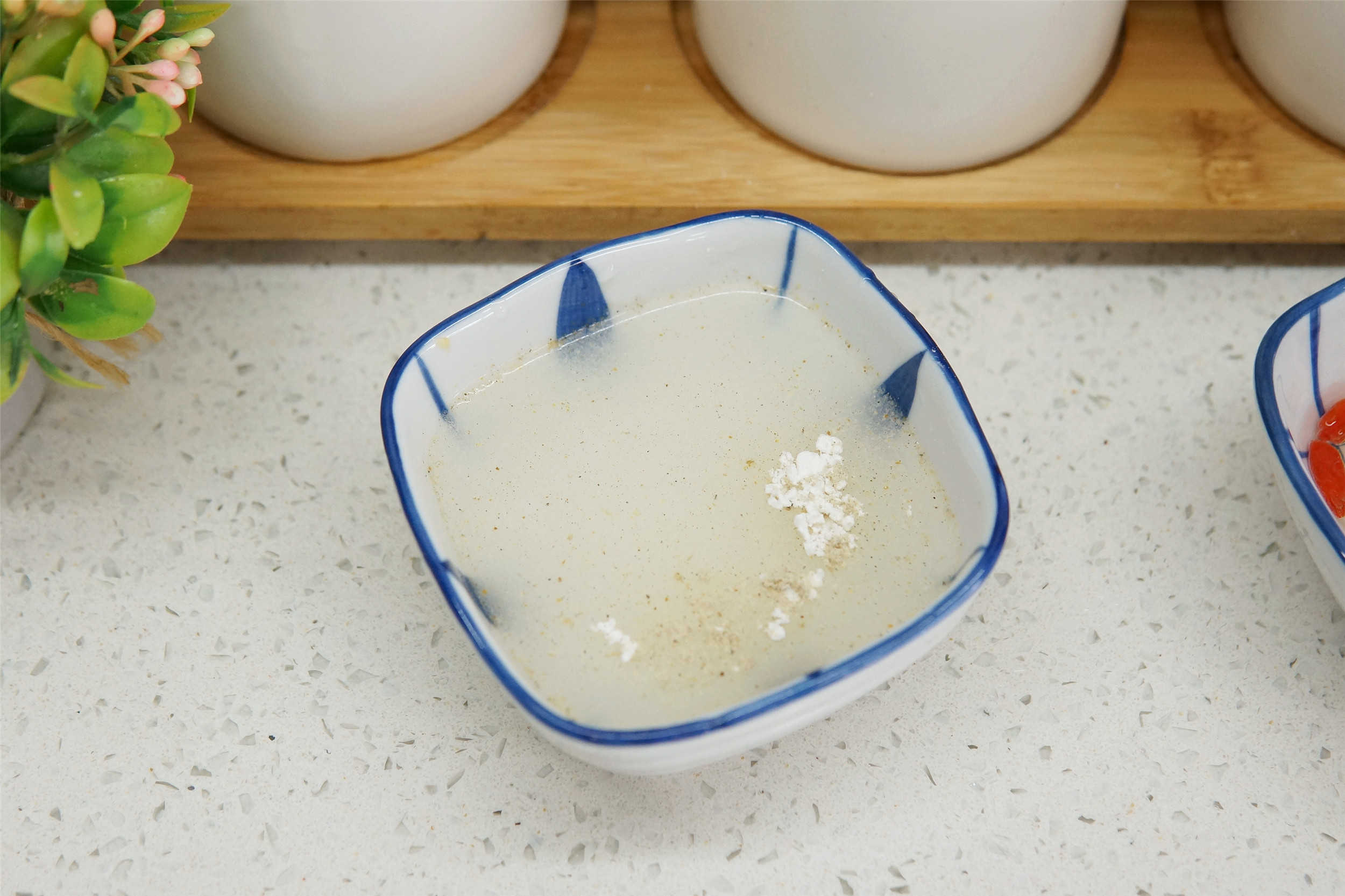 夏天没胃口，用丝瓜和油条巧搭配，想不到的好吃，次次吃不烦